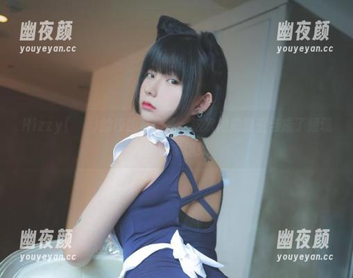 Hizzy(히지)的校园写真集：这次她把教室当成了超现实艺术馆！