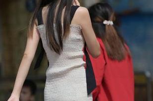 IESS异思趣向 – 冬季穿搭?在美子的在线美图里,总能找到合适的那款!