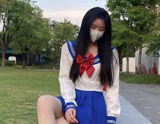 微密圈 – “July芝岚”成了女神,你还在犹豫下载这张图片吗?