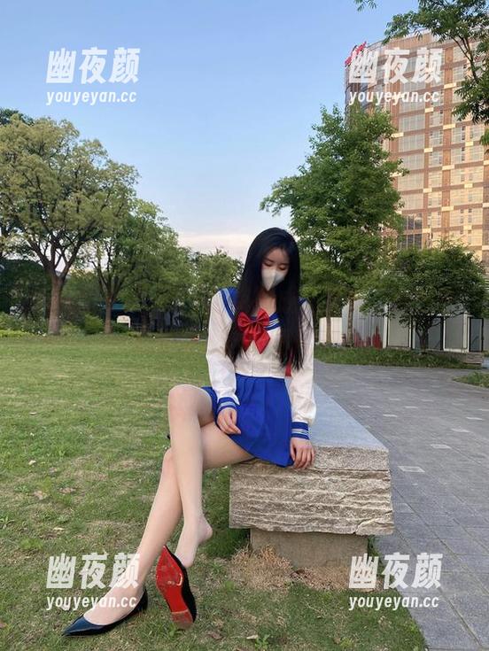 July芝岚 微密圈 - “July芝岚”成了女神,你还在犹豫下载这张图片吗?