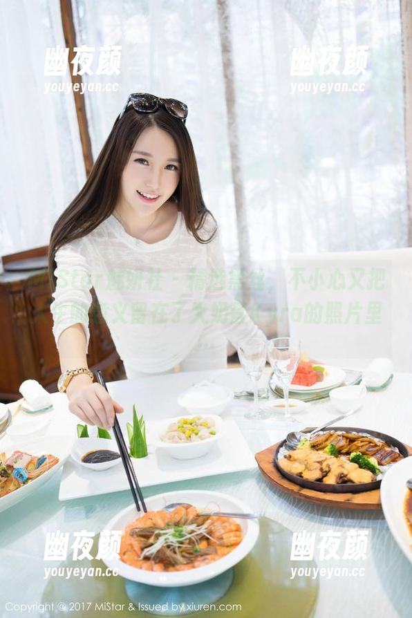 MiStar魅妍社-大奶昔Kyra MiStar魅妍社 - 精选黑丝,不小心又把人生的意义留在了大奶昔Kyra的照片里…