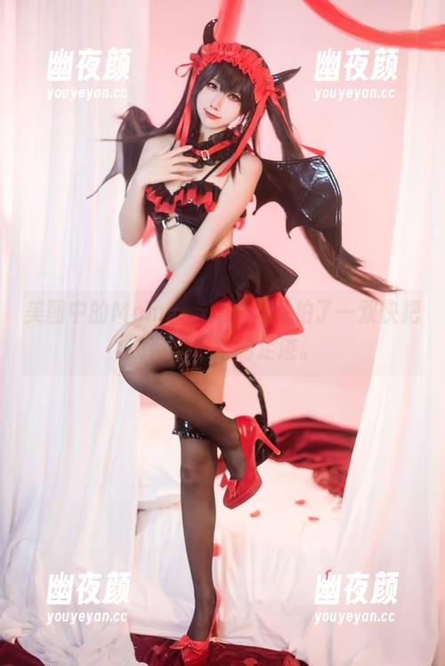 Momoko葵葵 美图中的Momoko葵葵,私拍了一双快把我掰弯脚趾的足迹。
