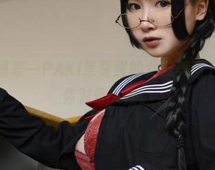 甜腻度爆表—PAKI草莓酱的女友美图下载,让你对号入座。