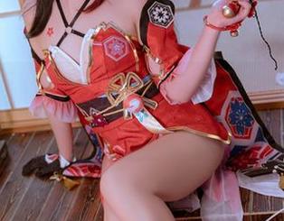先吃东西,再下载Quan冉有点饿的双人原图,方可体验其中滋味。