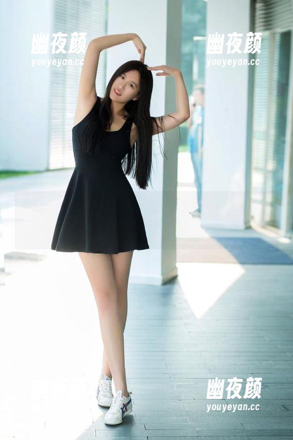 TuiGirl-模特林夕 TuiGirl - 模特林夕的高清修女,似真似假,玩得挺溜