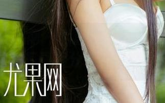 UGirls尤果网 – 孟思雨的灵感竟然来自裤里丝,这本写真集分享给足够奇葩的你!