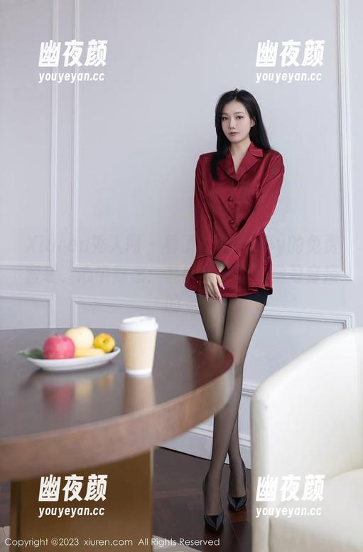Xiuren秀人网 - 看了Kikibaby的免费套装，心中默念：其实我只是来学习穿搭的～