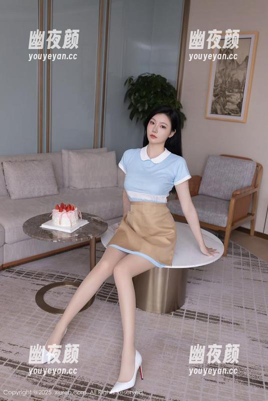 Xiuren秀人网-伊小七MoMo Xiuren秀人网 - 要美腿不?伊小七MoMo给你!可以放进图片合集里那种