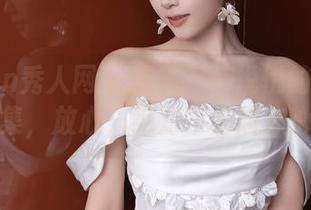 Xiuren秀人网 – 说说模特悦悦的体操服作品集，放心，绝对不会叫你心慌。