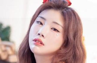 在Yebin(전예빈)的野餐角落：福利图集里的好沙发——估计没人敢坐吧？