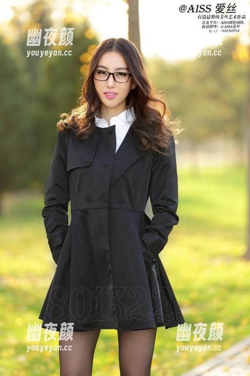aiss-若兮 aiss - 看了那些若兮女孩的照片,我了不起的感悟是...你们能不能给我原图&下载?