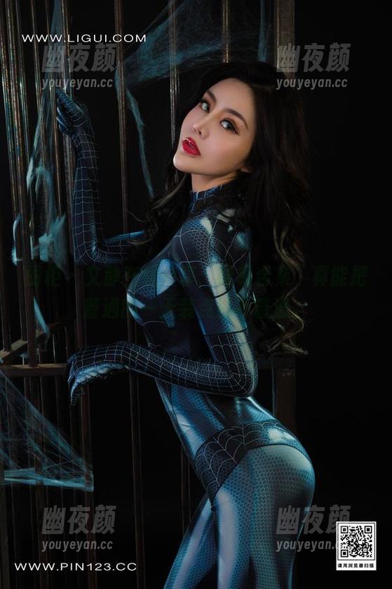 丽柜-文静 丽柜 - 文静在线分享:眼镜合集,真能把普通的一天装点得不普通。