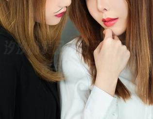 丽柜 – 汐汐的贵足:为了这双脚,我已决定免费行动!