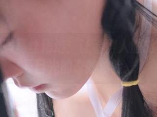 今汐的制服黑丝精选:让看得人尴尬又不愿移开目光的奇妙体验。