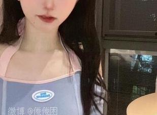 少女都能如此随性,倦倦喵的私拍原图太精准了
