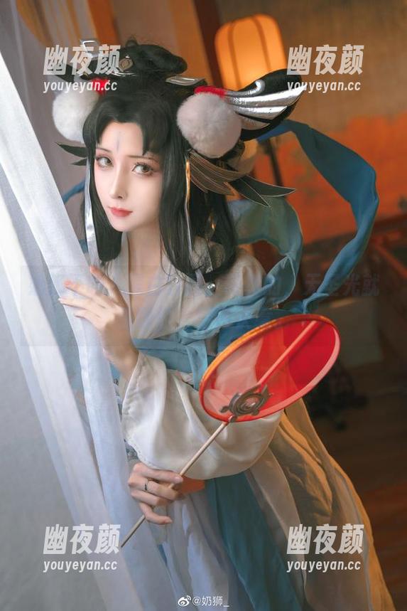 奶狮不咬人 奶狮不咬人黑白套图,讲真的,无圣光就是随性,活得快意。