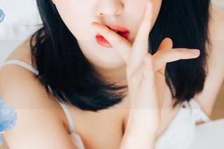 公仔也有超级大头梦：宋哈娜(송하나)的BLUECAKE套图，你不是在做梦哦！