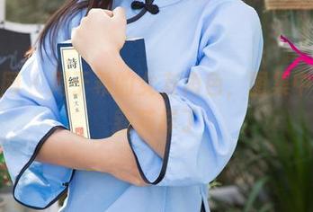尤果网 – 周于希的女友角色,图集中又创新花样了