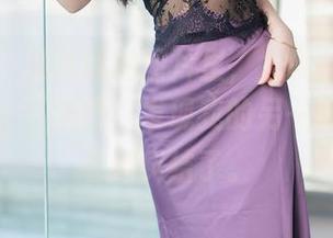 尤蜜荟 – 兔女郎的图片里,允尔的眼神好像在说:“来吧,发现我的另一面。”越看越纠结了。