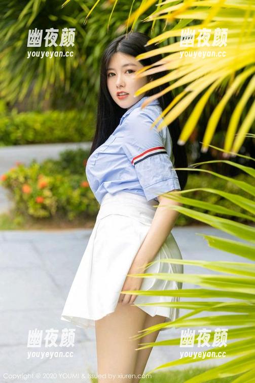 尤蜜荟-小海臀Rean 尤蜜荟 - 最近迷上了小海臀Rean的定制写真,这棉袜真会玩