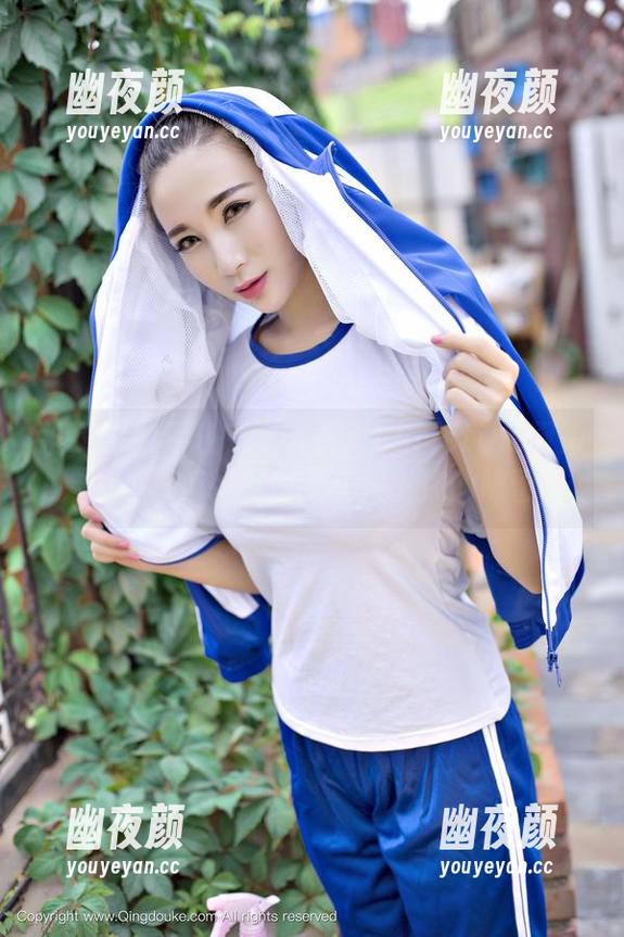 推女神-黄可christine 推女神 - 不仅是全套黄可christine厨娘图包,每张都像是在勾引你的味蕾