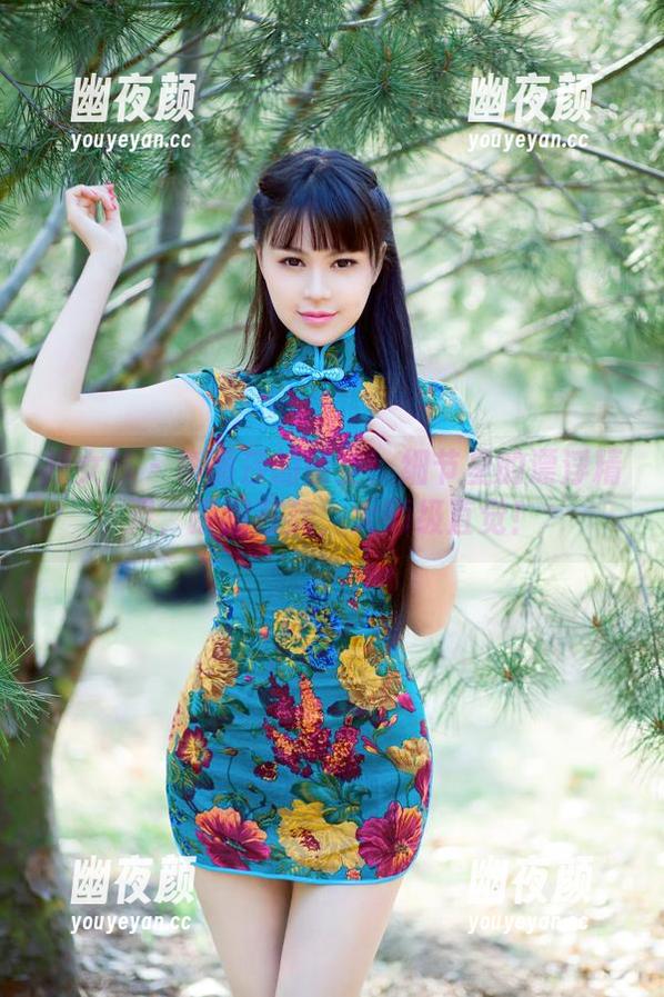 推女郎-李丽莎 推女郎 - 李丽莎的镂空:细节里的漂浮精灵,原图在此,大师级直觉!