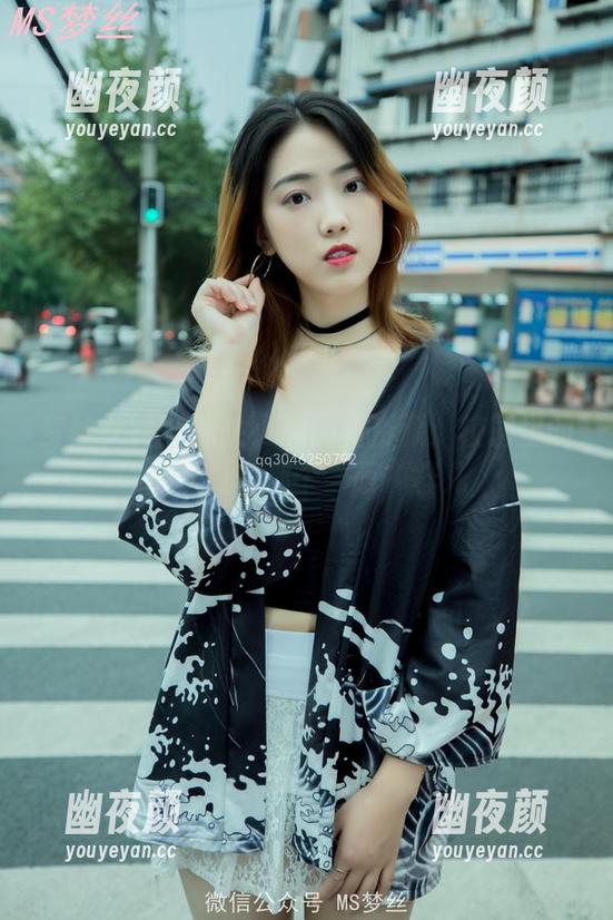 梦丝女神-小兔 梦丝女神 - 抓住小兔的新资源:校园里的黑丝白丝那个“萌”样儿