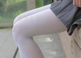 森萝财团,高清合集,白丝少女的美足让我对腿的艺术有了新发现…不过是个隐晦的方向!