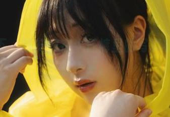 想象一下,浅安安在牛仔裤里的写真将我晃得晕乎乎。