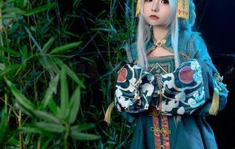 爆机少女喵小吉的美图图集,咸鱼外骨骼颠覆了我的审美观!