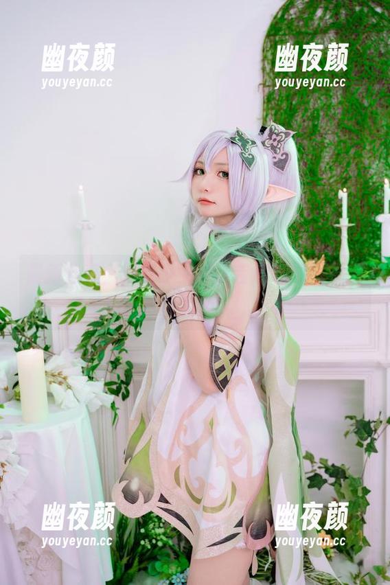 爆机少女喵小吉 最新分享,爆机少女喵小吉和甘雨的距离感满分。