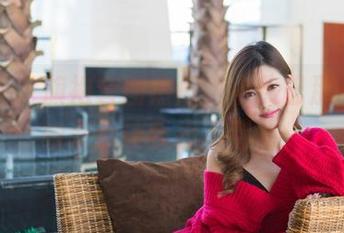 爱蜜社 – 旗袍套图热门,小热巴那一抹优雅差点让我找不到北!