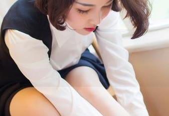 爱蜜社 – 整个女孩的世界,石心琪全套图包的低语