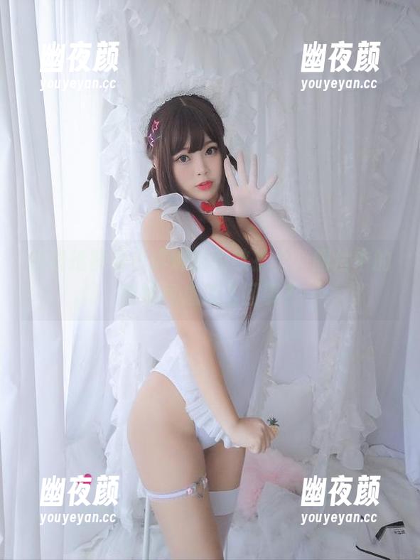 白烨烨 在线抢鲜看白烨烨的豹纹护士,图片中的暧昧气息怎么回事?