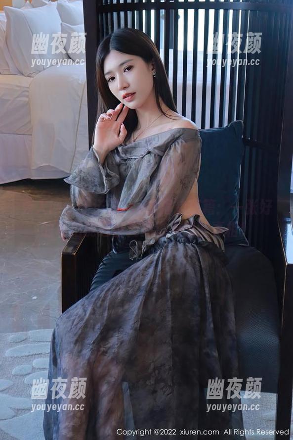 秀人网-于诺诺ise 秀人网 - 于诺诺ise的海边秘籍:一张好的私拍能遮住我掉进海里的真相!