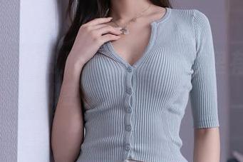 秀人网 – 周波儿：写真合集-这里有她的小秘密和大人物梦！