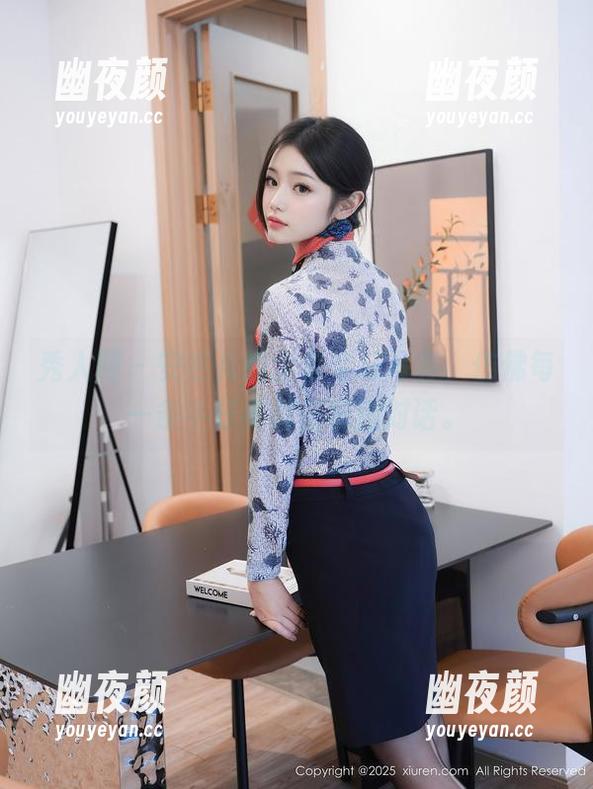 秀人网-安然儿 秀人网 - 安然儿的全套牛仔写真,仿佛每一条牛仔裤都在和腿对话。
