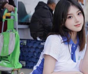 秀人网 – “女友”在手，王馨瑶Yanni的写真集让你心动不已，赶紧下载吧，错过可就不算情！