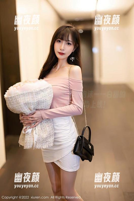秀人网 - 不怕尴尬就怕没泡沫——白甜的浴室无圣光写真，强势上线！