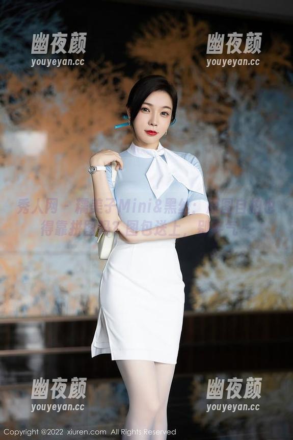 秀人网-糯美子Mini 秀人网 - 糯美子Mini&黑丝:原图自拍也得靠拼图吗?图包送上,别客气~