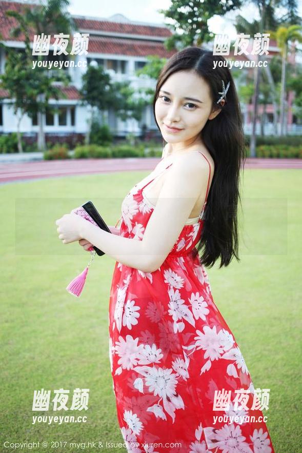 美媛馆-陈一涵 美媛馆 - 毛衣这种神奇的生物,高清资源尽在陈一涵手中。