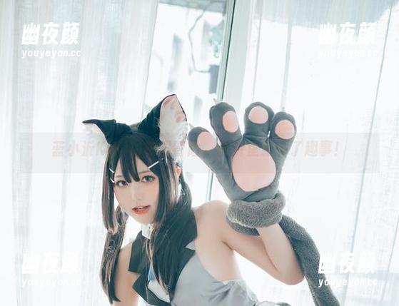 蓝小沂KiKi 蓝小沂KiKi的校园冒险,图片里藏满了趣事!