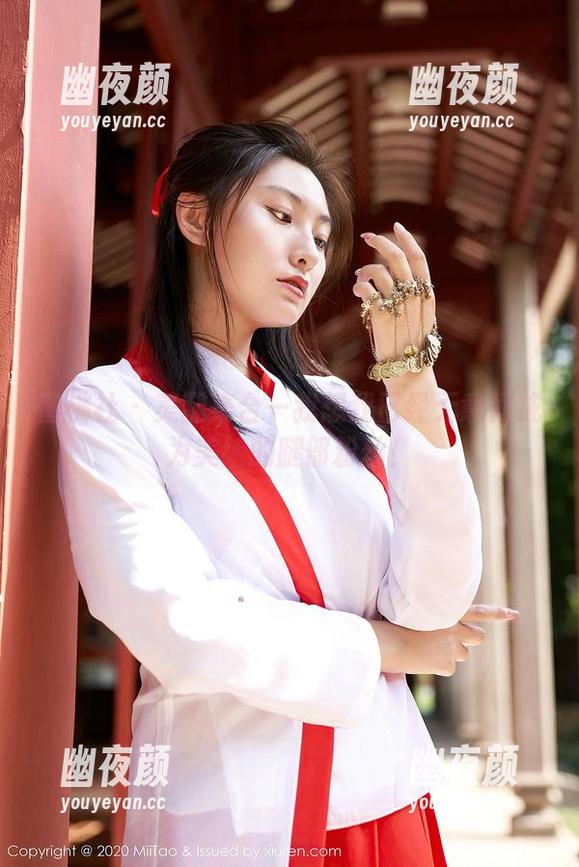 蜜桃社-美绪 蜜桃社 - 美腿集合—我想我已经无意间成为美绪的腿部粉丝!