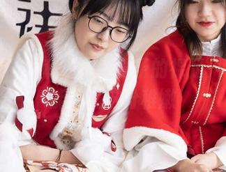 袜啵啵 – 福利福利,稚予的裸足只有图包能承载这份稚嫩