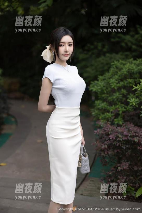 语画界-潘朵拉Laa 语画界 - 潘朵拉Laa更新奶牛合集,一不小心就到深水区了…