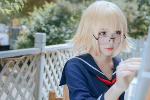 这大概是这个泡泡就是逊啦最可爱的写真,看到后突然罪恶感满满…