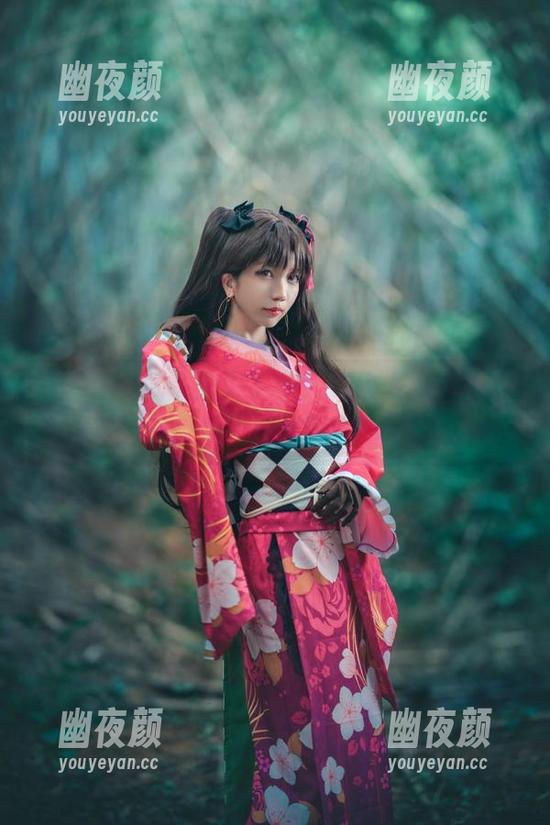 迷失人形QUQ 一双袜子就能迷失方向?迷失人形QUQ最新图包:你根本不懂它的威力!