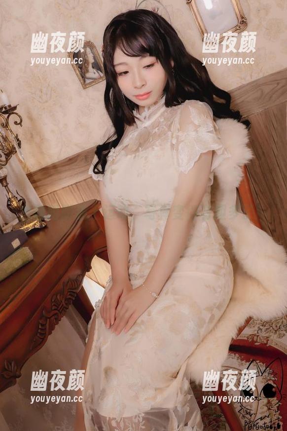 韶陌陌 当韶陌陌遇上运动,写真变得有趣多了!