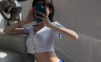 微密圈 – 黎允熙baby的裸足,精选足迹,与亲密的地面说悄悄话