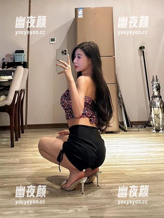 黎允熙baby 微密圈 - 黎允熙baby,蕾丝套图,分享生活中好像随时随地都有回忆潜藏的味道。